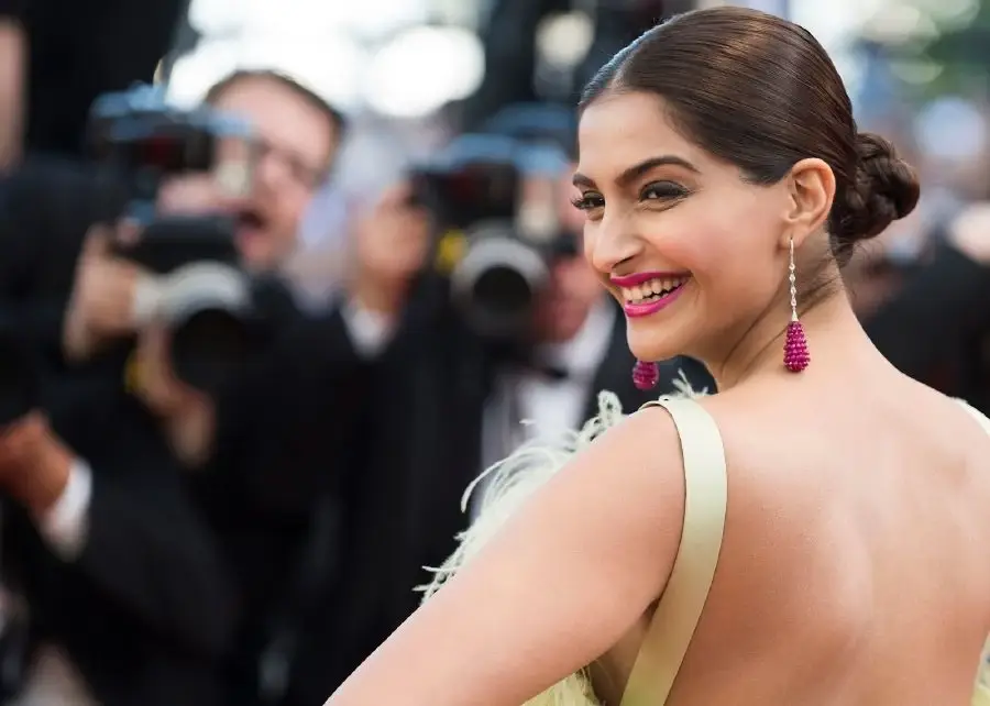 Indian TV Model Sonam Kapoor Closeup Smiling Face